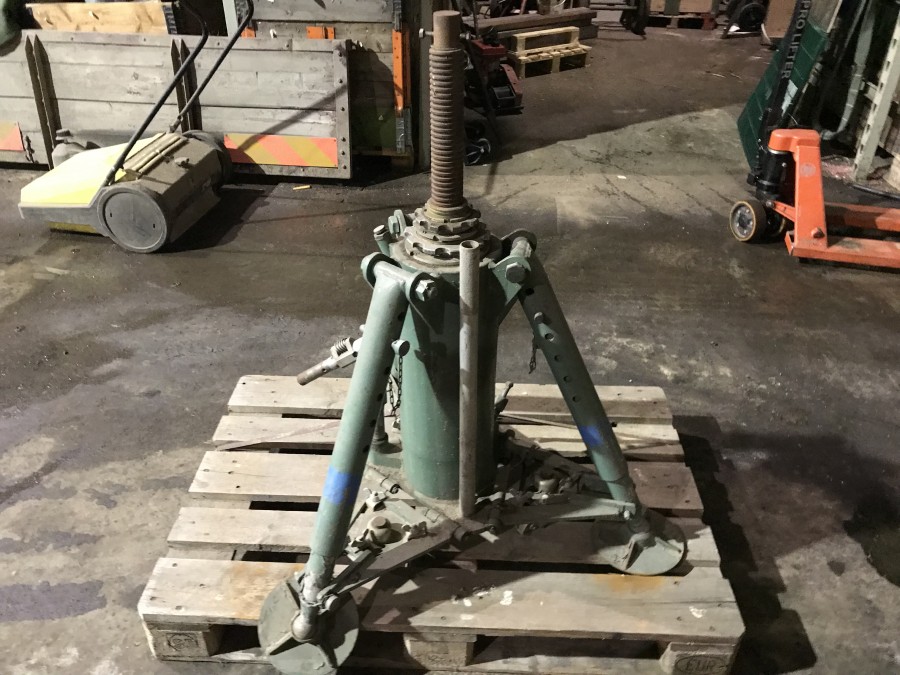 Höglyftande domkraft 10 ton