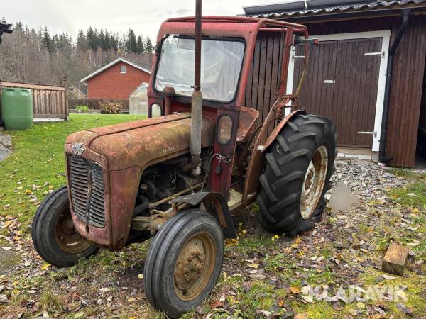 Traktor Massey Ferguson 35