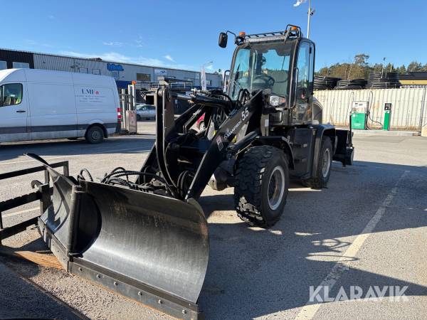 Hjullastare Manitech 5.5 med redskap