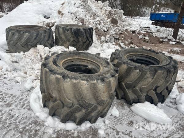 Entreprenaddäck/Grävmaskinsdäck Trelleborg & Tianli 650/45-22.5