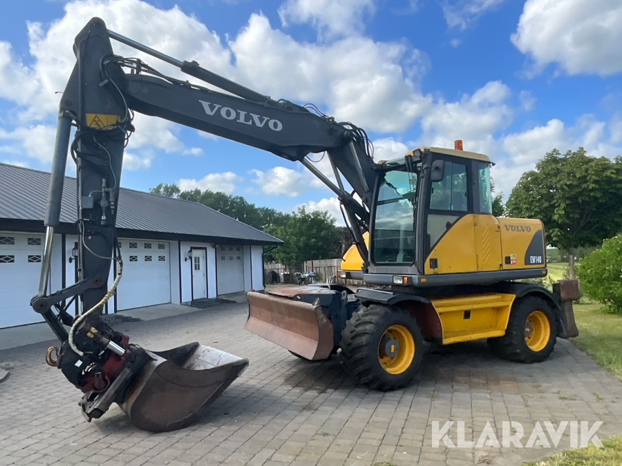 Grävmaskin Volvo EW140 med tiltrotator