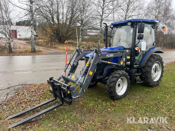 Traktor Lovol FL550