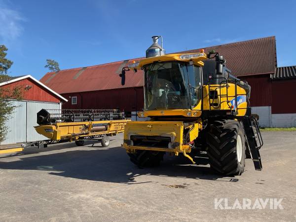 Tröska New Holland CX8060 varifeed med dubbla rapsknivar