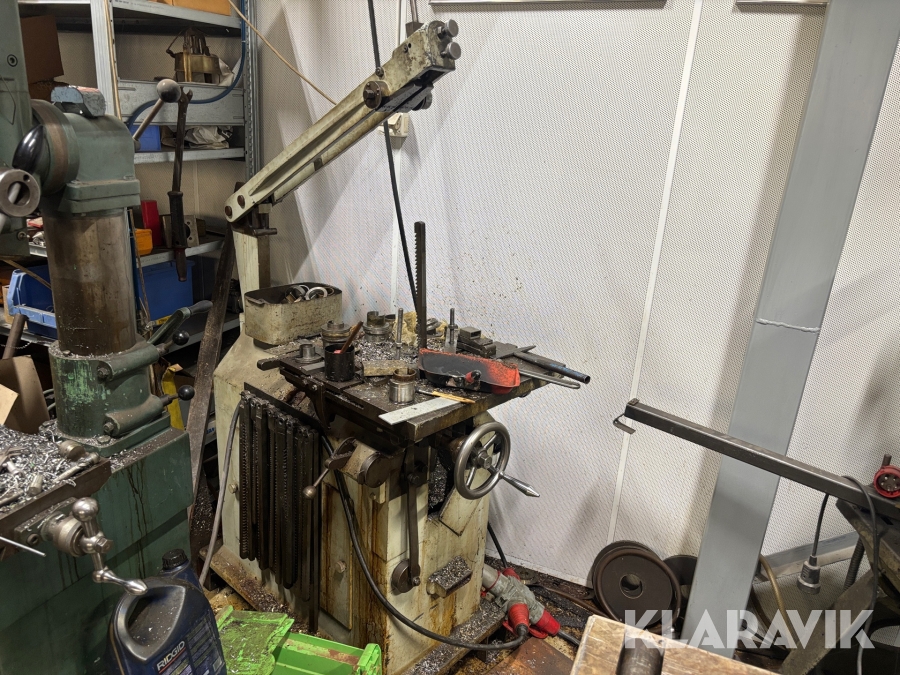 Kilspårsmaskin Brun