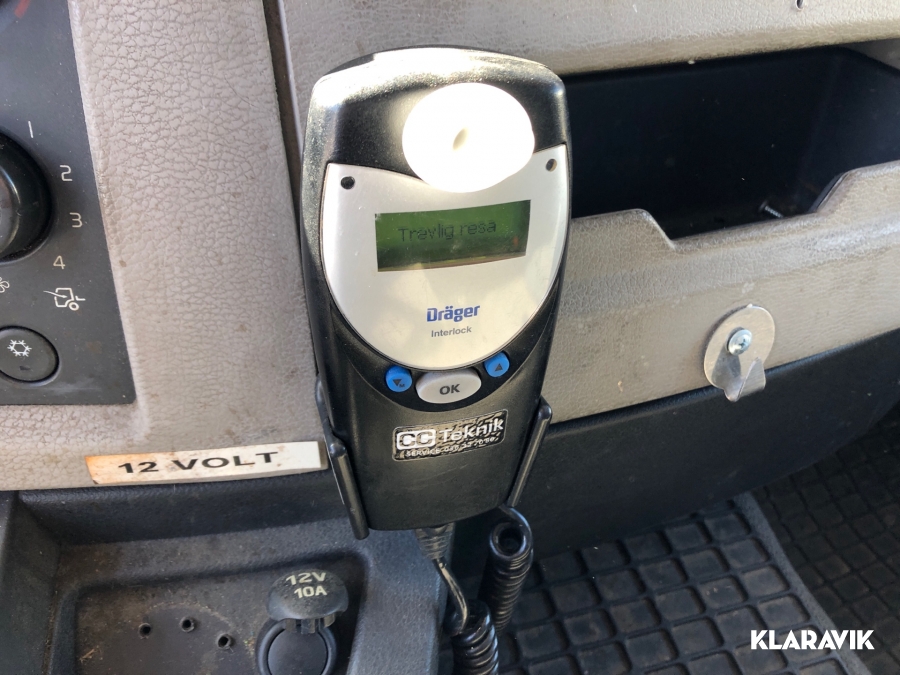 Lastbil Volvo FL-240 4x2 med flak 