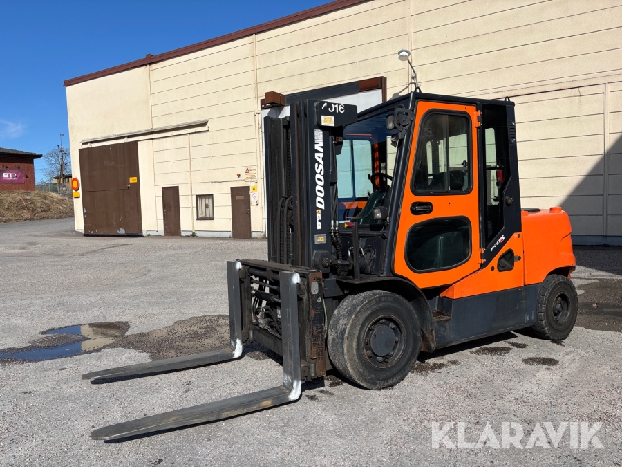 Dieseltruck Doosan D50SC-5 PRO 5