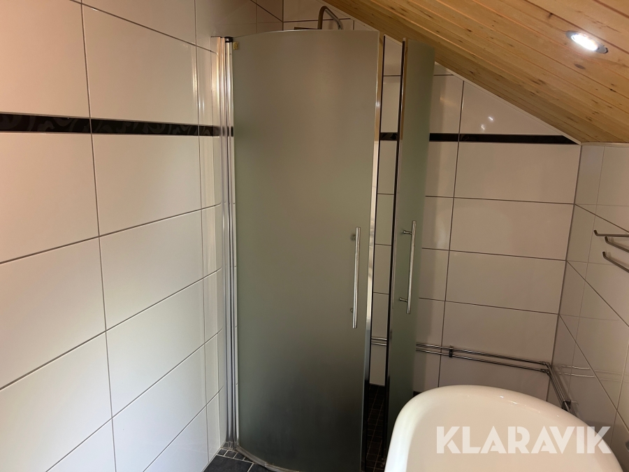 Duschväggar och duschblandare