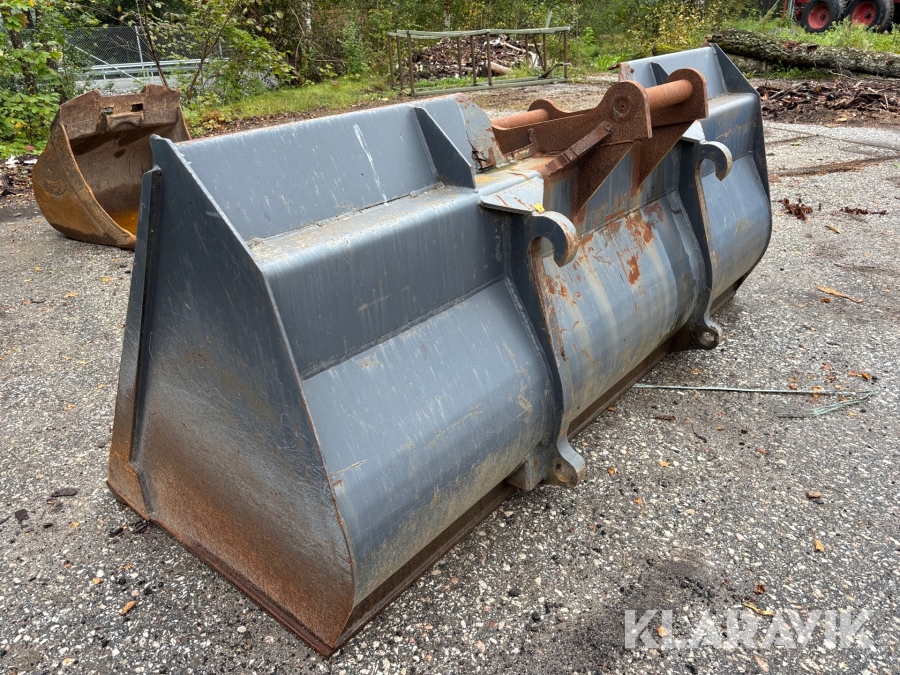 Grusskopa 2,5 m med Stora BM samt S60 fäste