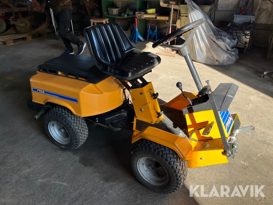 Åkgräsklippare Stiga Park