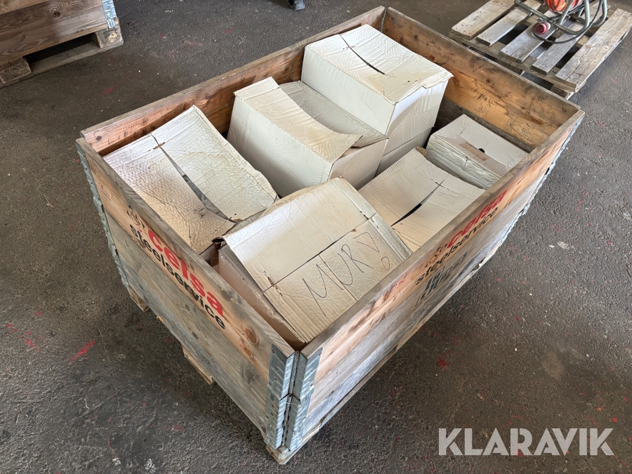 Plastbricka Joma NR 9 ca 15 kartonger