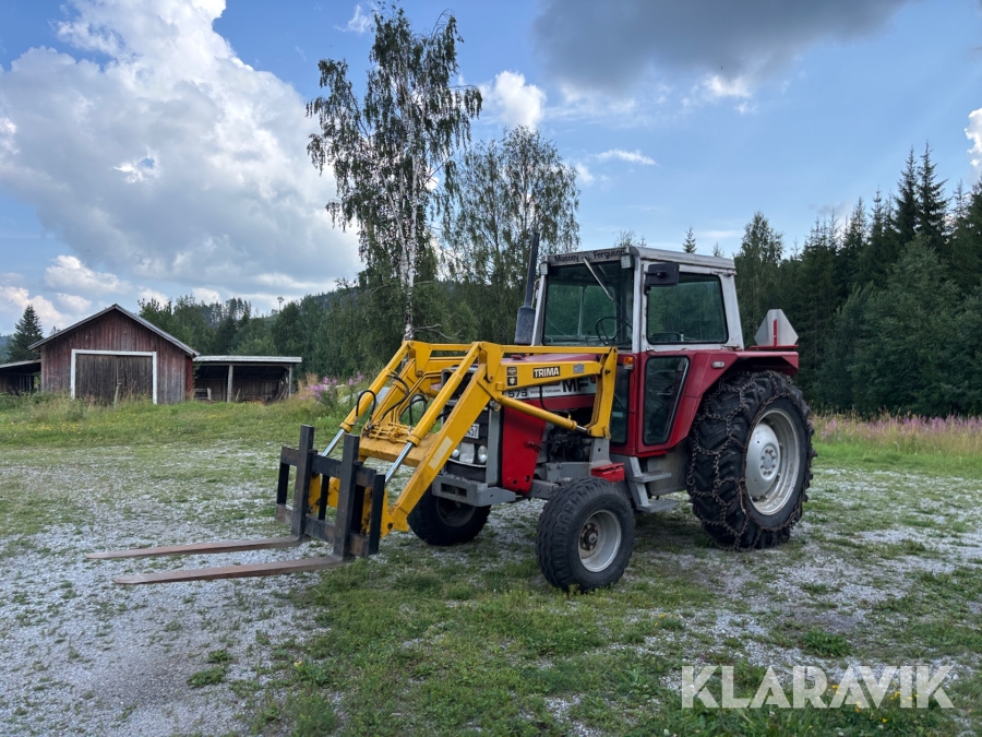 Traktor Massey Ferguson 575