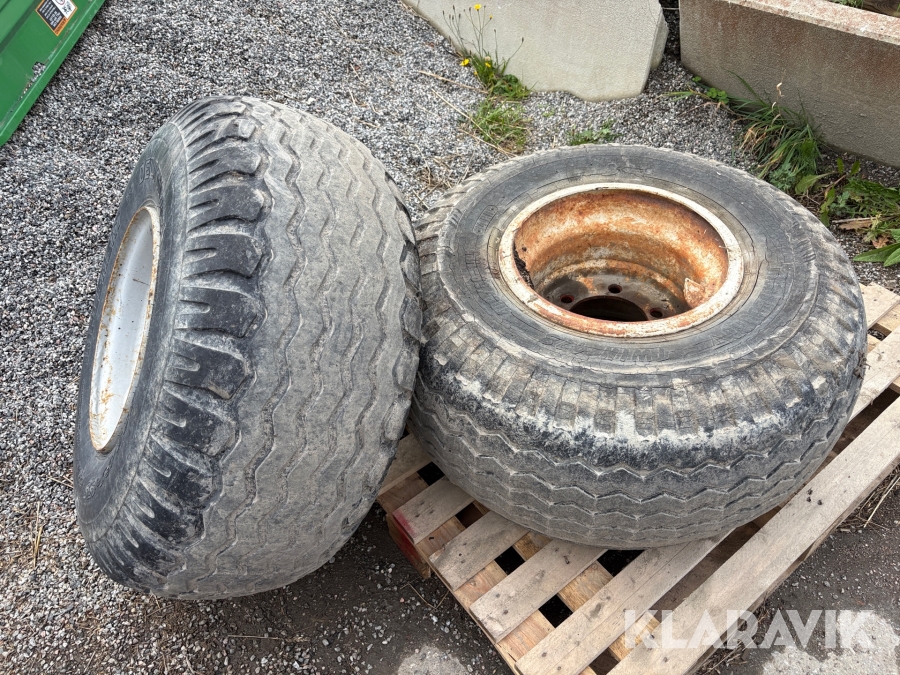 Däck till entreprenadvagn 400/60-155 2st
