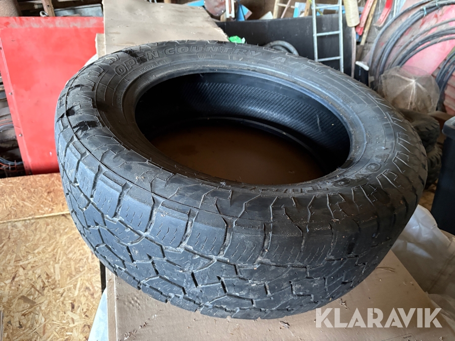 AT däck Toyo OpenCountry 275/60 R20     4st