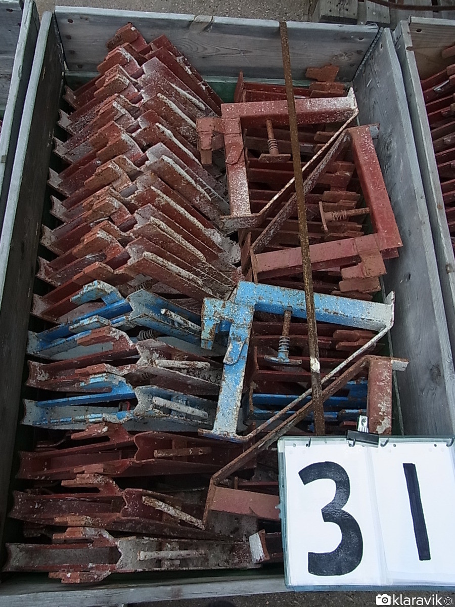 TILLBEHÖR HAKI STÄLLNING