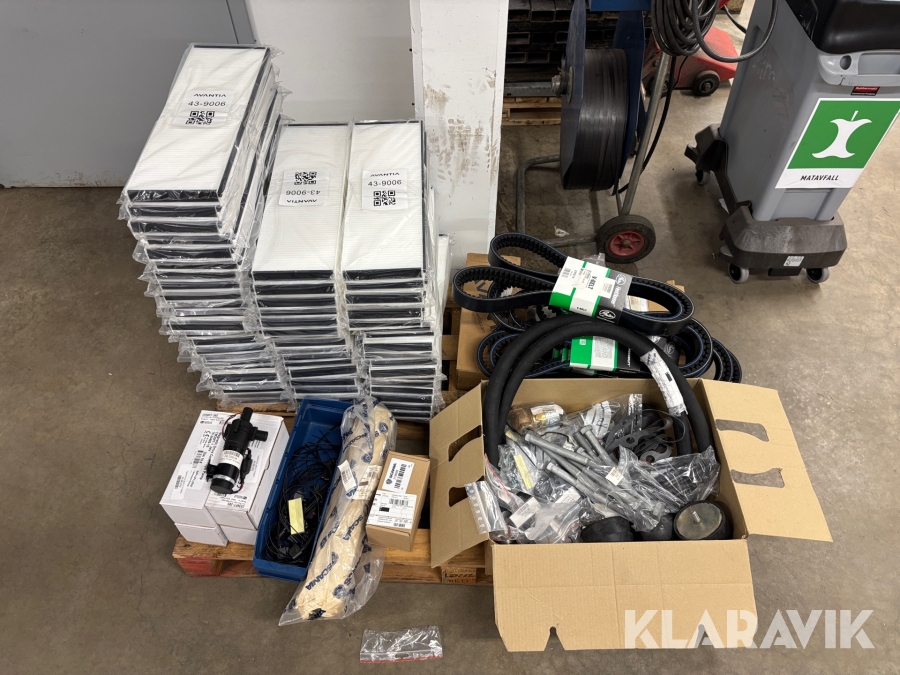 Diverse reservdelar Scania bussar