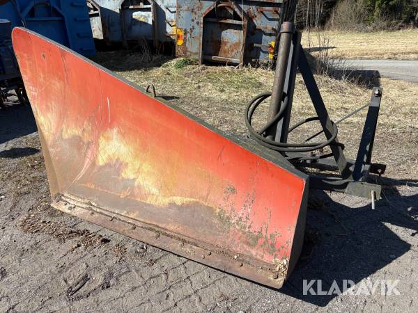 Bakre snövinge till traktor Vreten BV 1100
