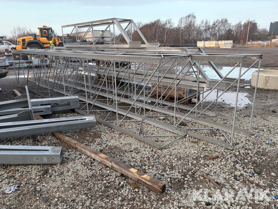 Sektioner till ledningsbryggor 2 st