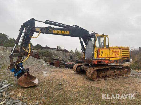 Grävmaskin Åkerman H7B med tiltrotator
