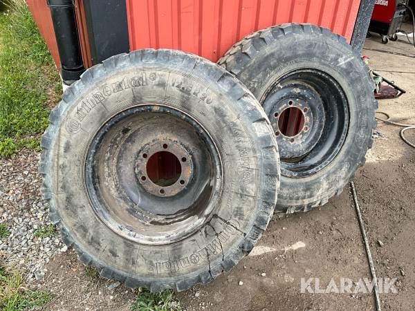 Hjul 2st till Unimog Continental 12.5R20