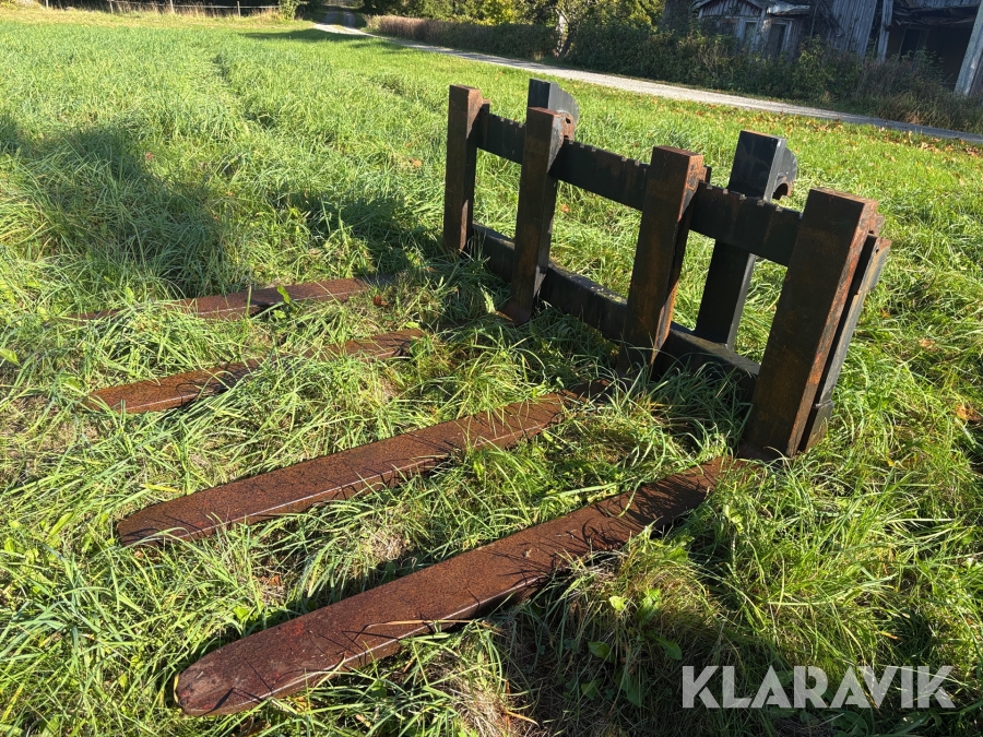 Gaffelställ med 4 gafflar 8 ton