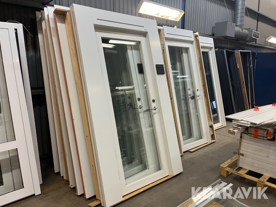 Dörrpartier med helglas MOELVEN