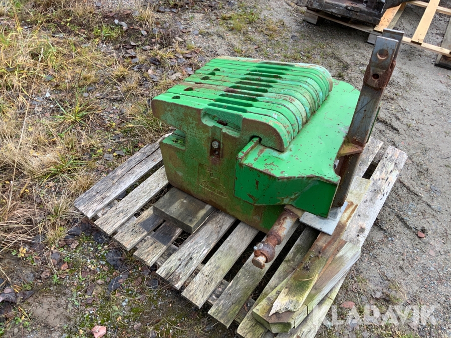 Frontvikter John Deere 50kg 12st med brygga