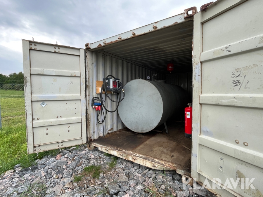 Dieseltank   med PIUSI pump i 20 fots container