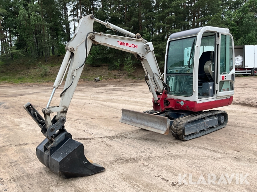 Grävmaskin Takeuchi TB125 med redskap