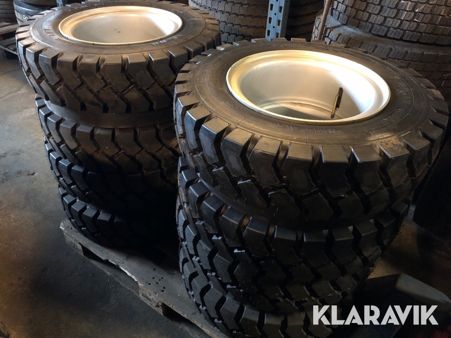 Hjul till grävmaskin eller truck Mitas FL-08 7.50-15, 14 lager
