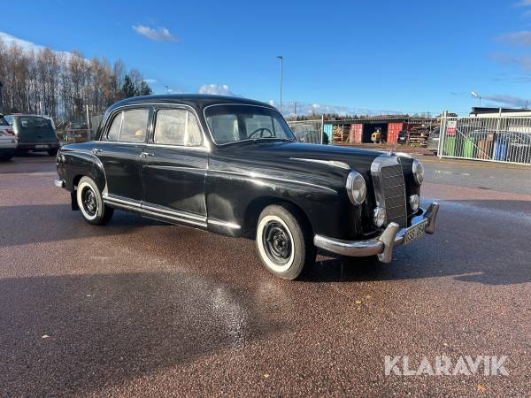 Veteranbil Mercedes-Benz 220s