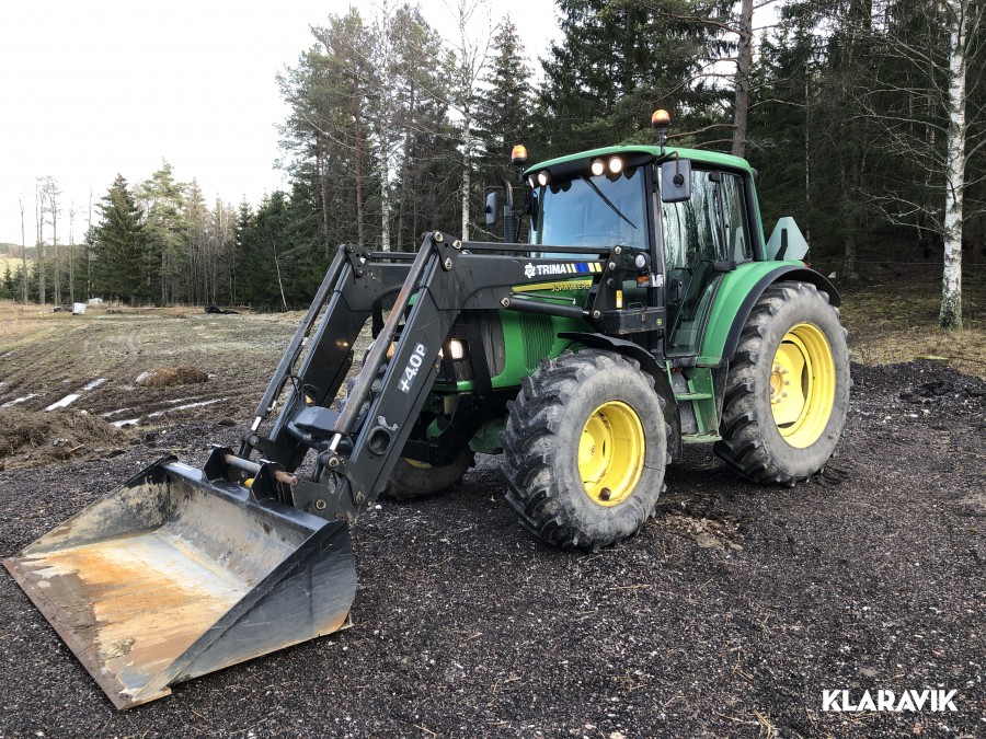 Traktor John Deere 6420 med lastare och tillbehör