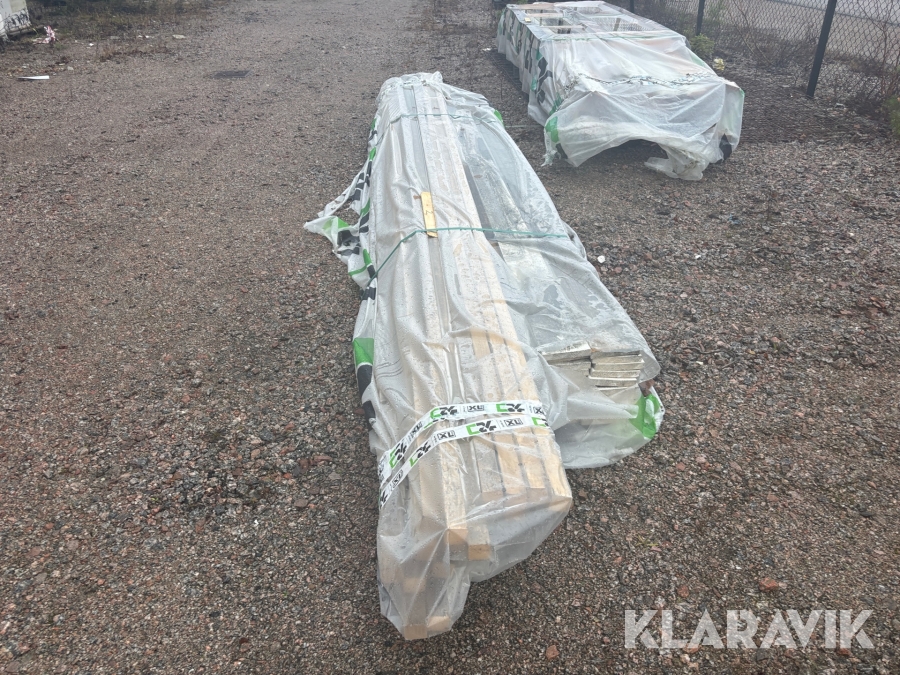 Virkespaket, 45x45,22x145 råplan 45x45 och ytterpanel