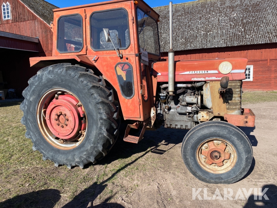 Traktor Massey Ferguson 178