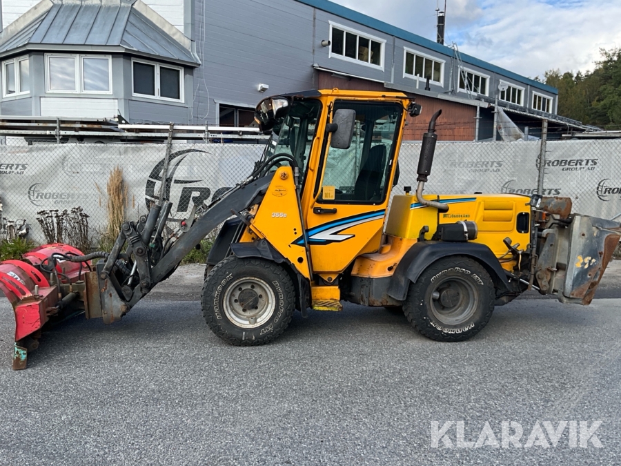 Hjullastare Wille 355B med vikplog och sandspridare