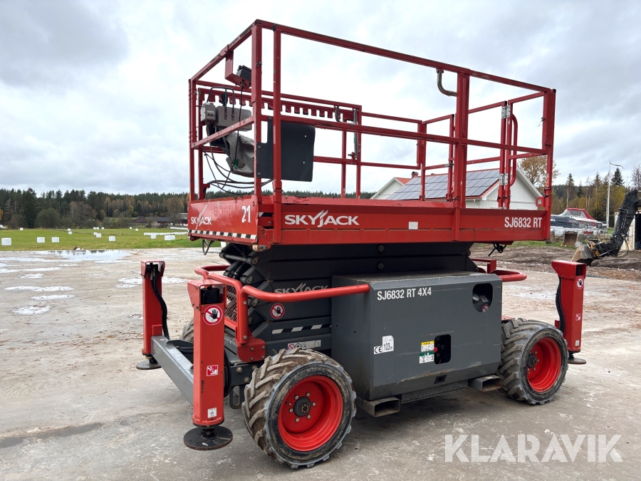 Saxlift Skyjack SJ 6832RT