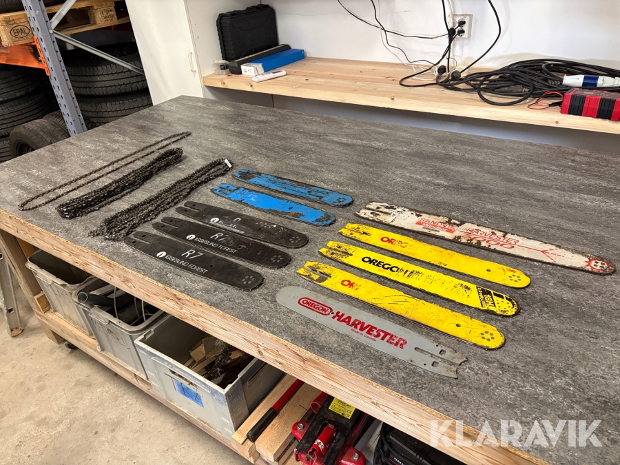 Maskinsvärd med kedjor olika märken