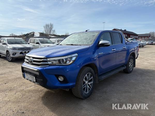 Pickup Toyota Hilux Dubbelhytt 2,4 AWD Automat
