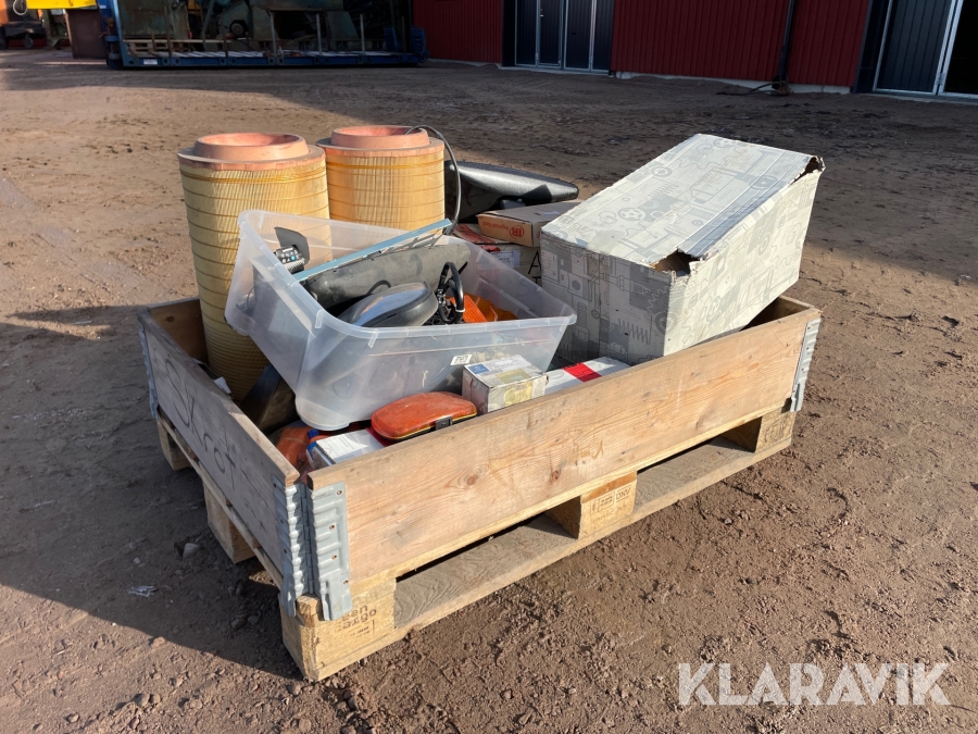 Diverse reservdelar till Mercedes-Benz Actros