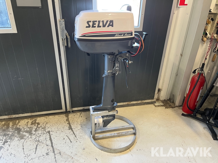 Båtmotor utombordare Selva Black Bass lång rigg 20 tum