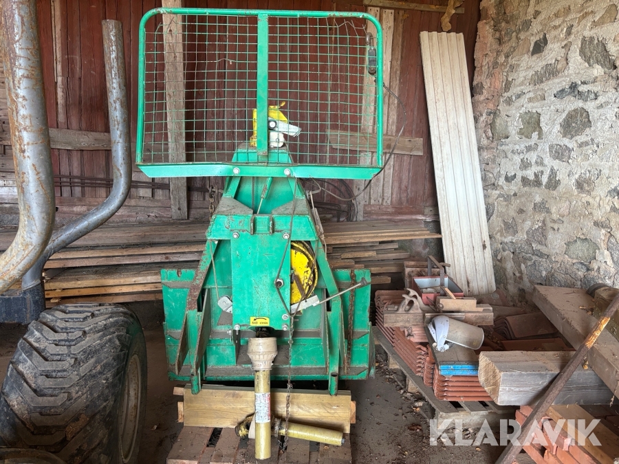 Lunningsvinsch Estre PV-2