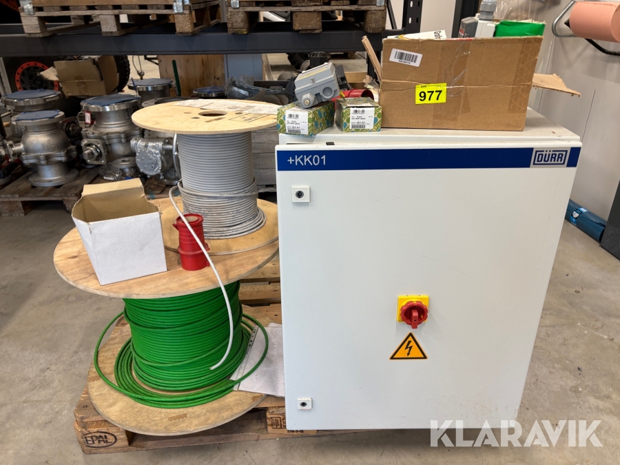 Elskåp, brytare och diverse kablar