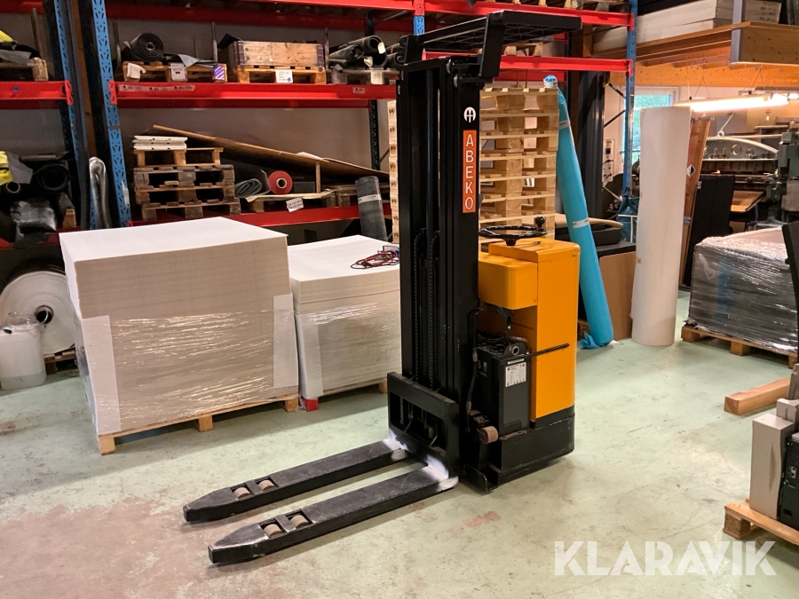 Truck / Ståstaplare Abeko KV15SATT