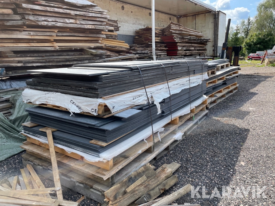 Fasadskivor Cembrit förborrade