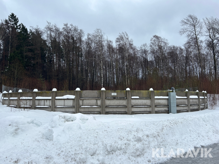 Gödselbrunn 32 x 4 m