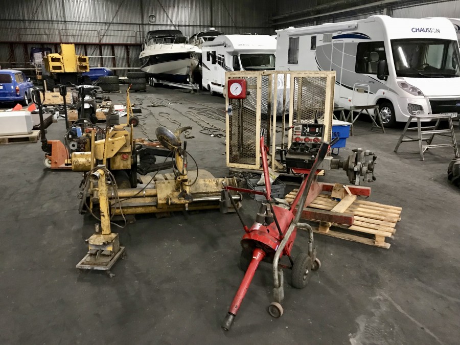 Däckmaskiner till lastbil