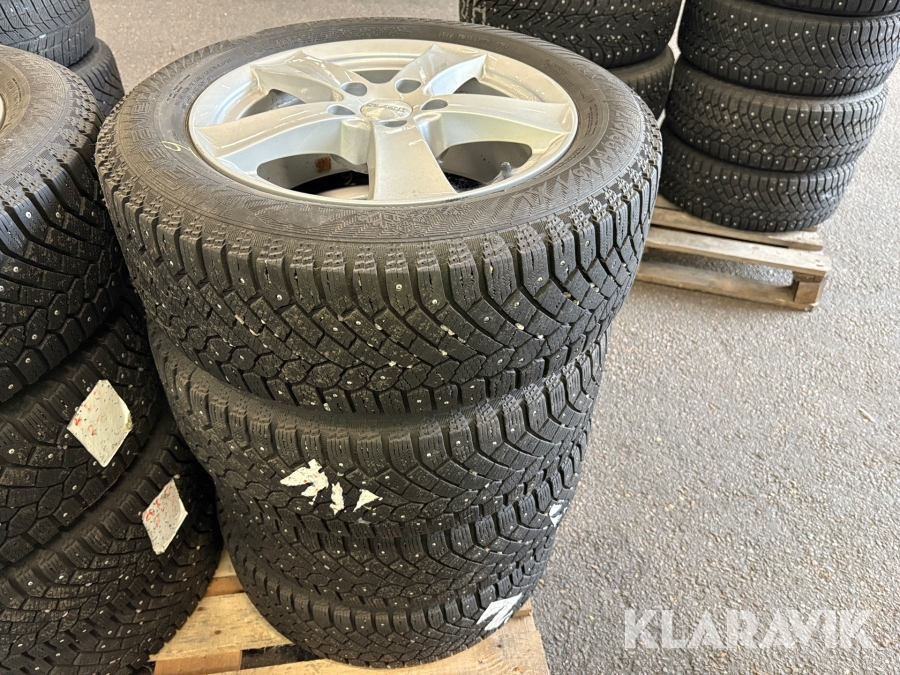 Däck på fälg Skoda Octavia 4st 215/55R16