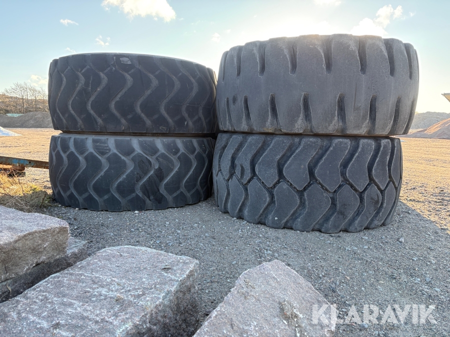 Entreprenaddäck 29,5R25 4 st