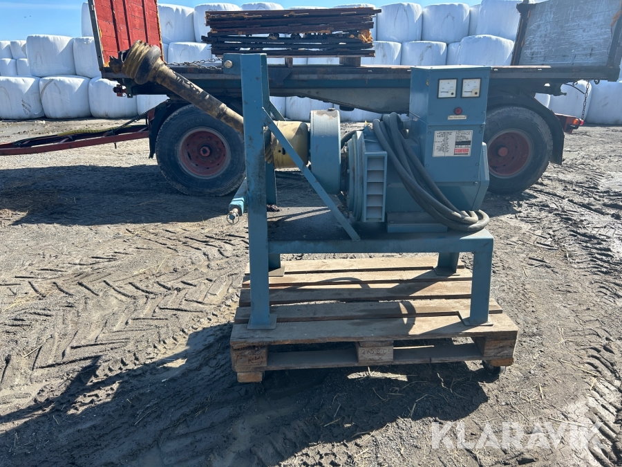 Traktordrivet Elverk Stamford