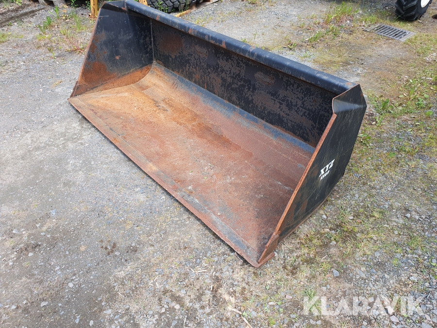 Skopa till traktor XYZ