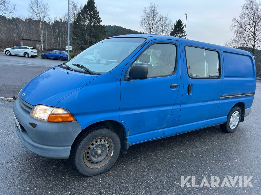 Minibuss Toyota Hiace 2.4 TD